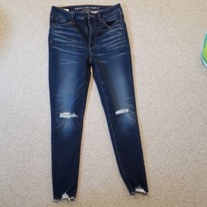 American Eagle Super Highrise Distressed Jegging